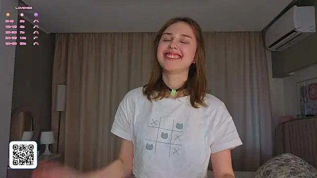 SunnySikarskie - take my bra off completely