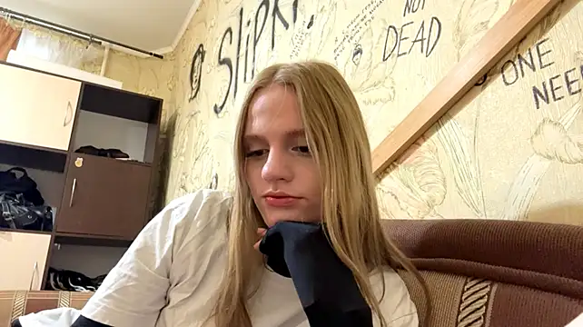 DollieMuhn - Massage boobs