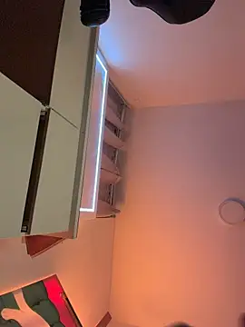 Daniela_ruizz - dildo in ass +saliva