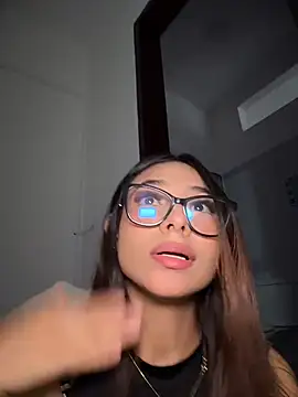 Amira_cute2 - rub asshole +spank ass x4
