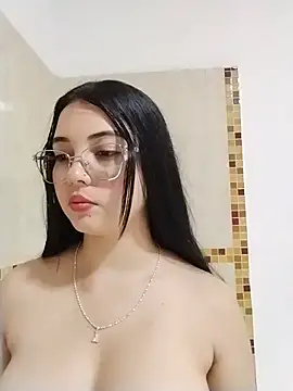 Julianne_valerin - didlo doggy