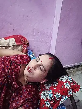 Reema05 - Dildo in anal pamp