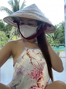 My_Melodyy - Make me cum pussy in public garden 🪴😈