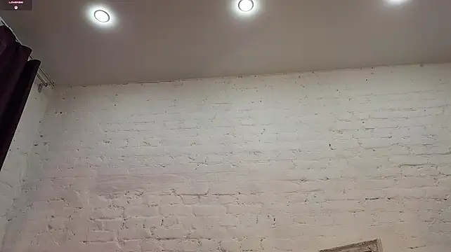 WendyDolie - Titst massage under a tank top