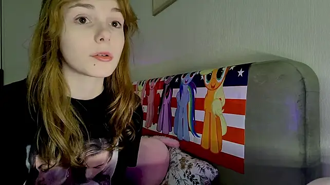 Shycami - Change my pants to shorts