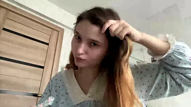HeIen_cute - air kiss