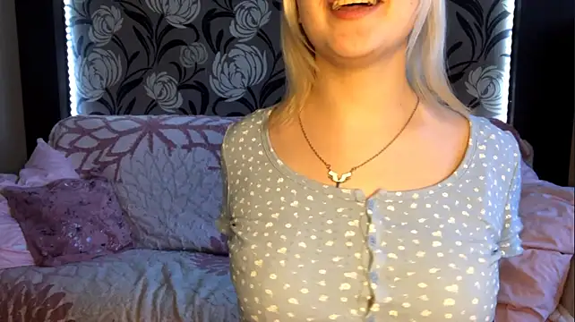 LinaDelRay - amazing show my body