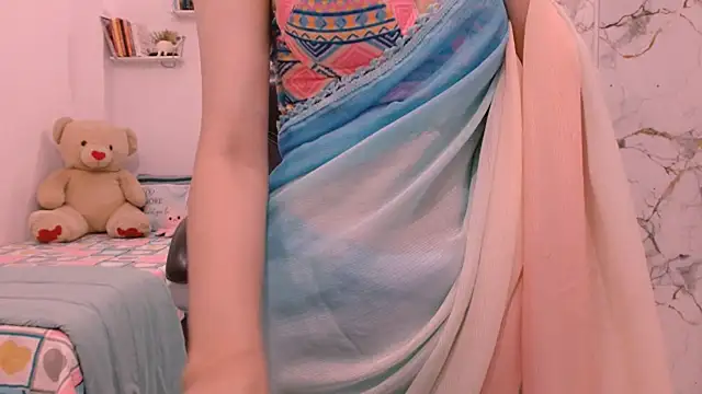 Adore_khushbuu