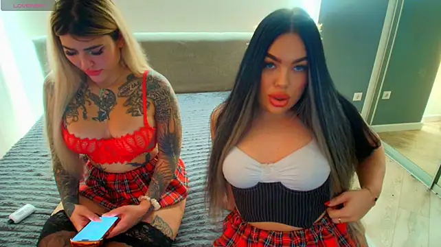 Katerine_Monroe - lick each other's nipples 💘