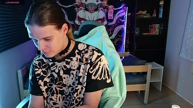KIKI_Krash - Domi control, 1 minute.