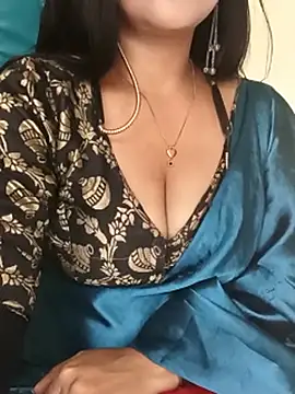 Deshi_bhabhi143 - Shower show on saree