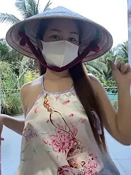 My_Melodyy - Make me cum pussy in public garden 🪴😈