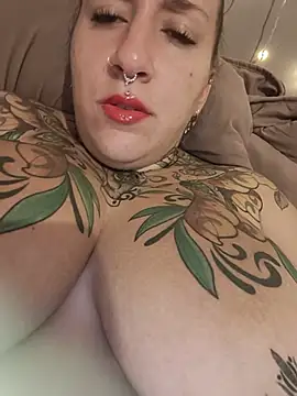 Thelittledevil388 - Je suce un gode