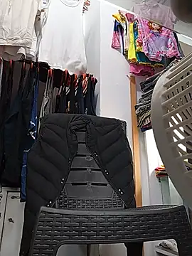Hailey_BaileyXYZ - Toy buying