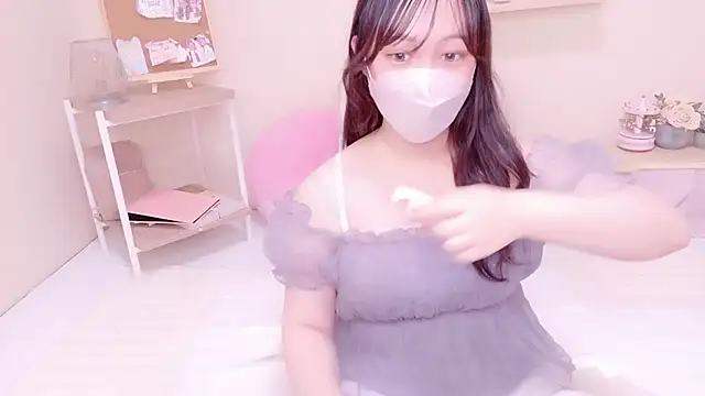 _Yuurin - 上着ぽい♡どアップでブラの上からさわさわ30秒//
