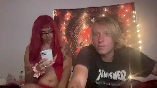 NikkiAndJohnny777