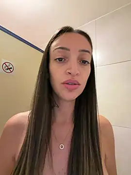 BelleLouiseVp - Shake my Ass