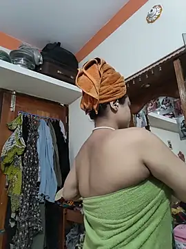 Pinky-2 - Oiling My Sexy Pussy Hole