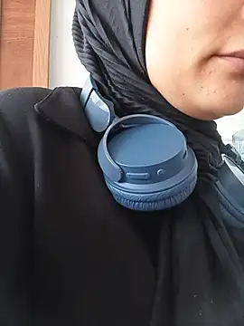 MisyonerNur - Dışarıda göğüslerini aç 😅