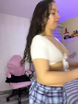 Annie_bonnie_ - Ahegao face+ droll on tits