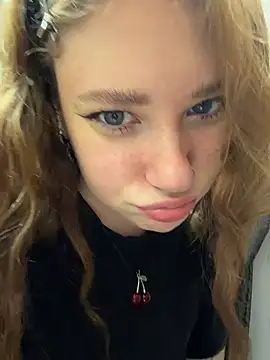 Lucy-joy - DROP SHORTS+flash pussy