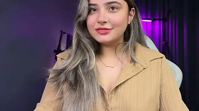 Demieliss - ''''shower some love'''''🦋 🎀