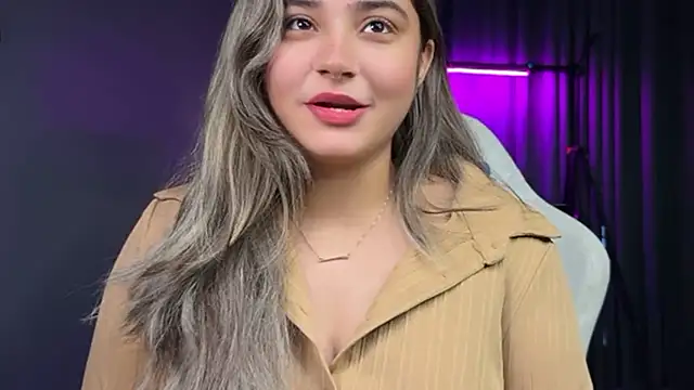 Demieliss - ''''shower some love'''''🦋 🎀