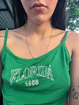 Zoy_cute - SALIVA ON BOOBS + SQUEEZE