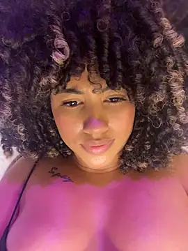 Kendra_curly