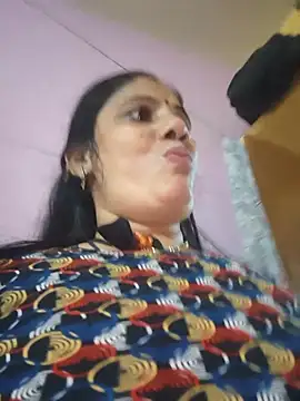 Karishma_bhabi02 - My modal saport please 💔💔💔💔💔