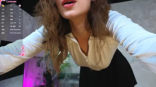 Onyx_Babe - unzip more my top