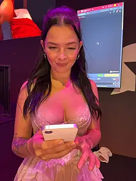 RoxiBlack - Stranger touch boobs