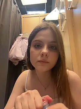 Lunabelle_ - bounce boobs + ahegao near ppl