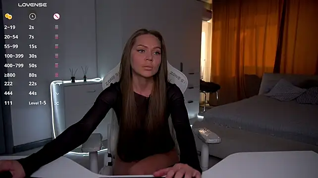 EVvushka - strip