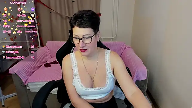JennyMons - The butt is in the oil🌈🍓