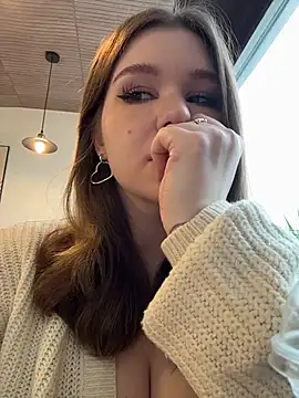 PumaShyXD - TAKE OFF PANTIES RIGHT IN THE CAFE