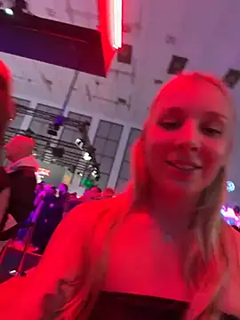 SabrinaRose_xxx - Last tipper wins ALL my videos❤️