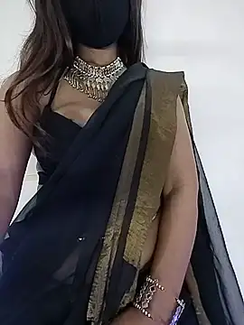 Keira-Knightley_ - Shower show with sari on top without bra