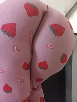 Lily_sx - Open ass 🔥 افتح خرمي 🍑