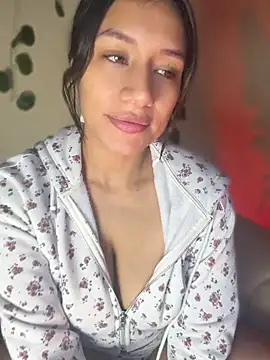 Rebbecca_ - pellizcar pezones