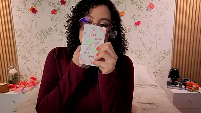 Charlotte__Miller - Send kisses to you