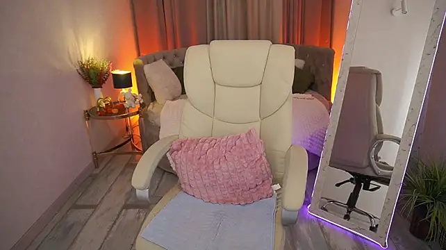 CozyMell - My toy is active, try me😈💦