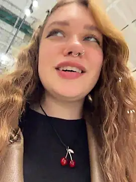 Lucy-joy - mmm rub nipples under top