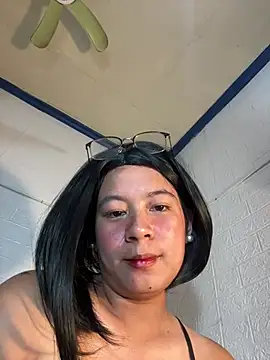 Hollygod22 - make me crazy here fuck me here im wet