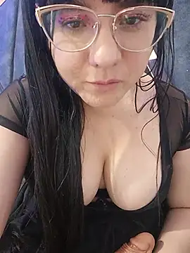 Sarafountain - Sucking dildo on my forehead or friend