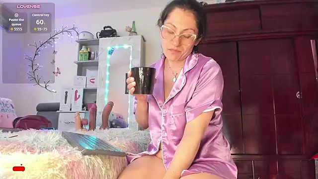 Rapunzeell_ - BIG DILDO