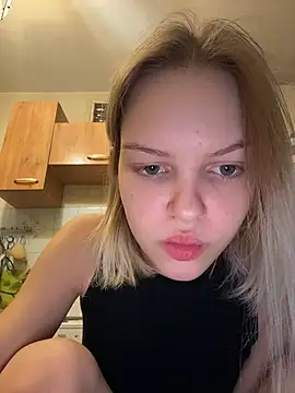 AshleyMur - naked show