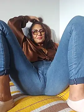 ZHE_FU_HUA_56 - Off jeans🤪