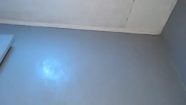 SpicyMackenzie22 - RUB CLIT HARD TILL I SQUIRT