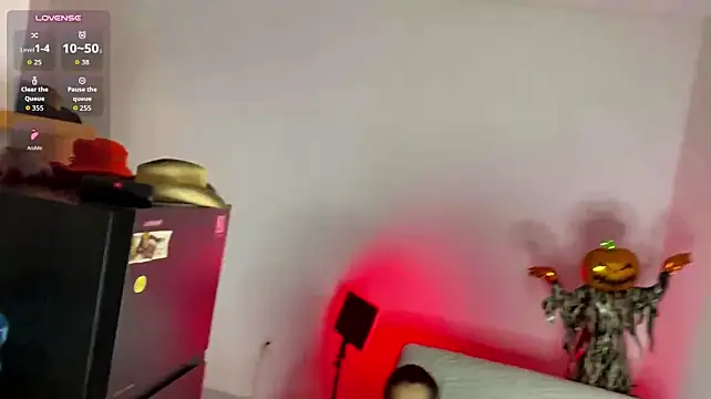 INSOMNIA_strip - cum show+ video for last tip